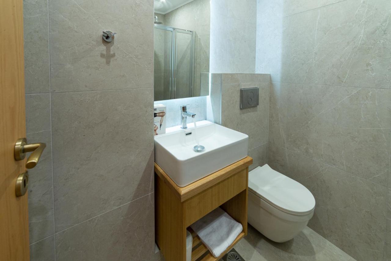 Quince City Center Heraklion  Bagian luar foto